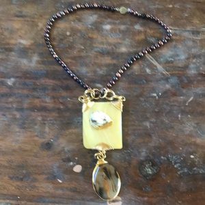 Bespoke necklace stone and pearls